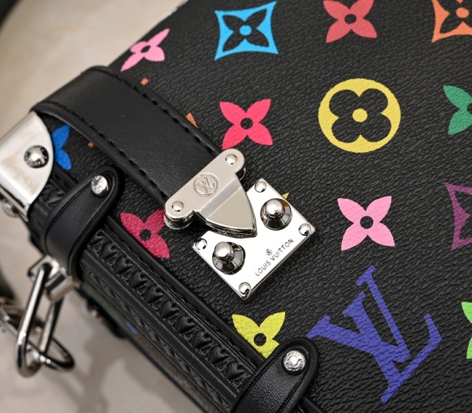 LV X TM Multicolored Side Trunk MM In Black