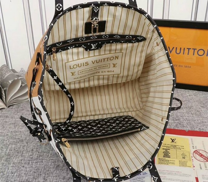 L0vis Vvtt0n Giant Neverfull MM Tote In Cream And Caramel