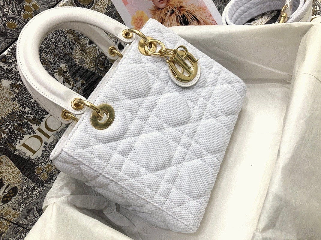 White D10r Lady D-Lite Medium Replica Bag with Macrocannage Texture