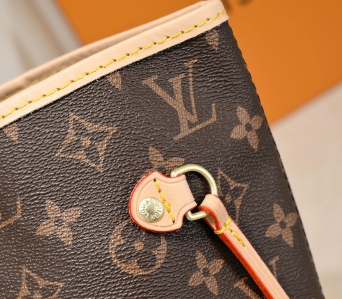 L0vis Vvtt0n Monogram Canvas Neverfull MM Tote In Beige