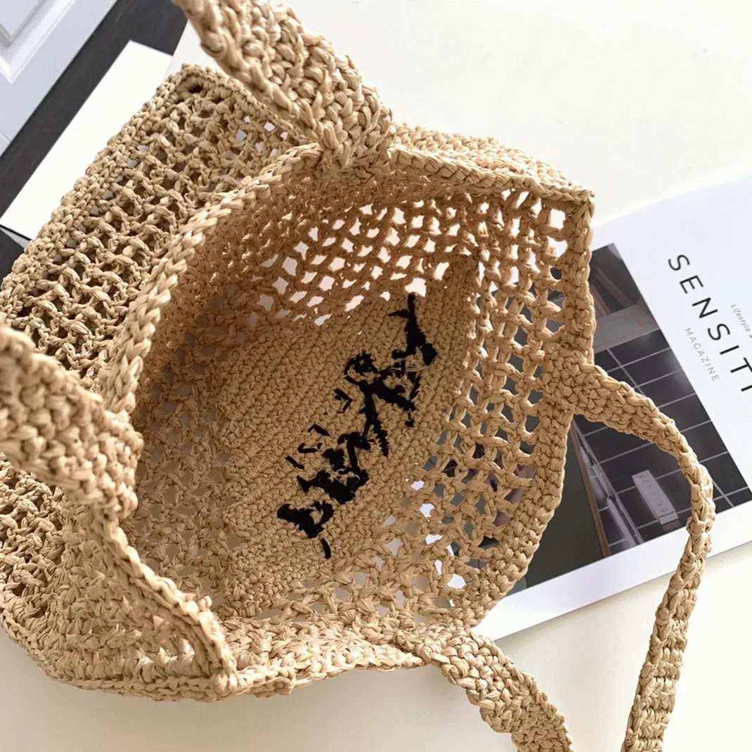 Pra*a Small Tote Bag Fake in Beige Woven Raffia