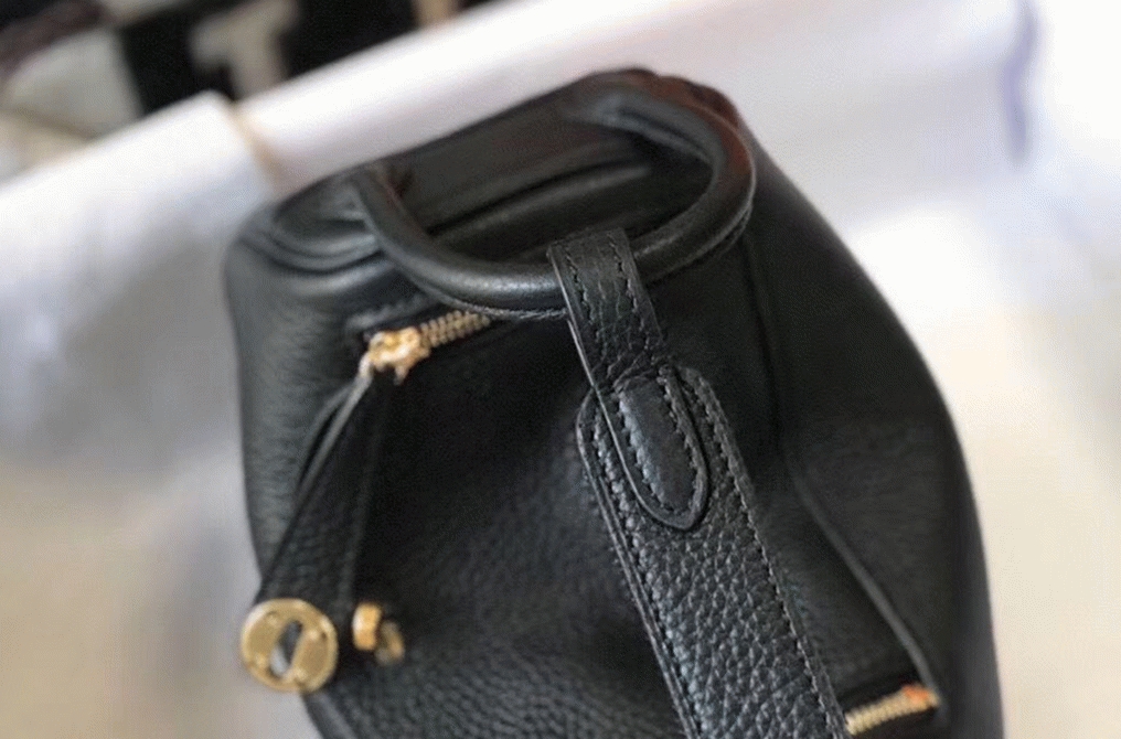 Fake H**me5 Lindy Mini handbag in black