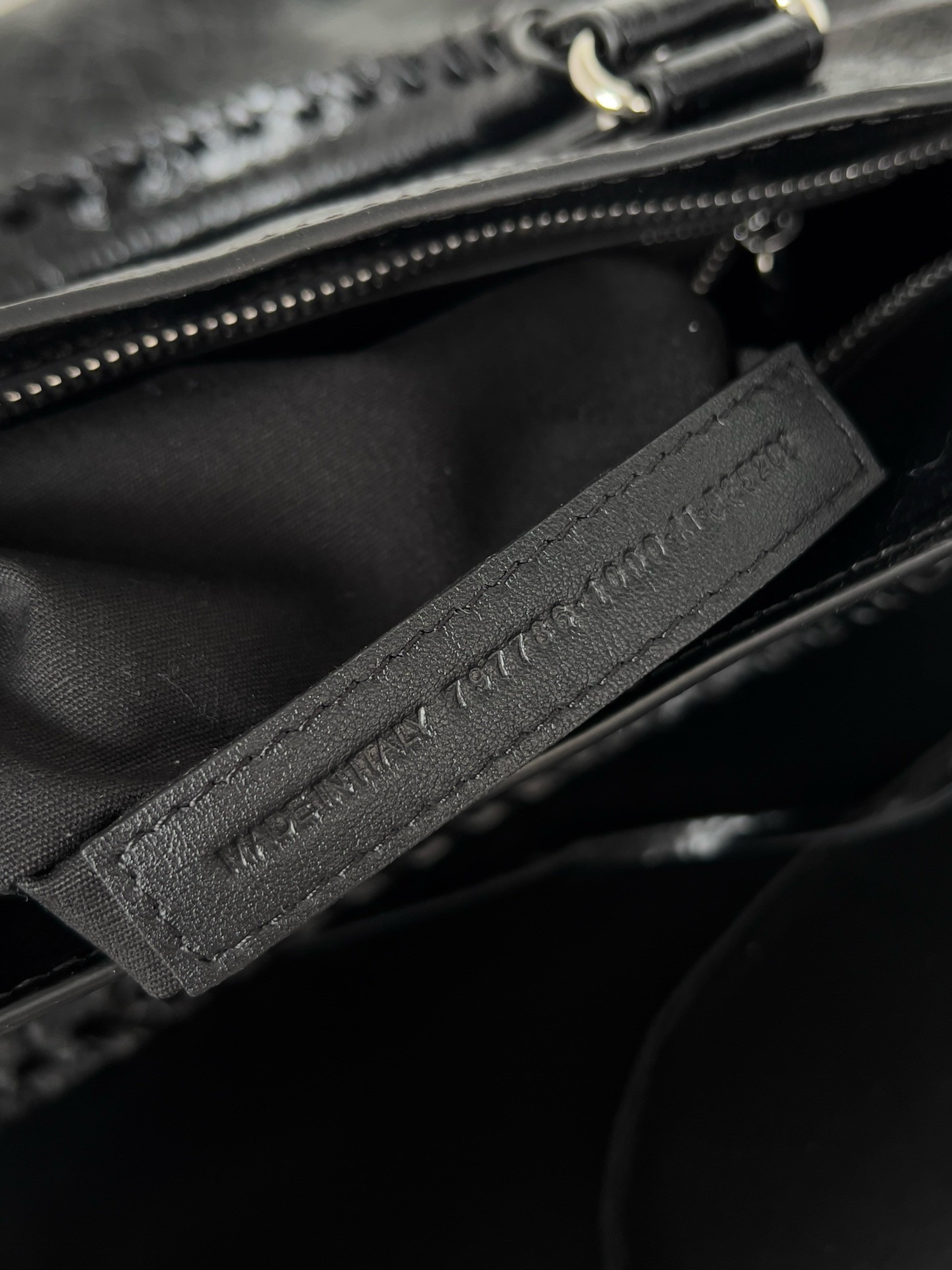 Knockoff Ba1en*iaga Le City Medium Bag Black Arena Lambskin