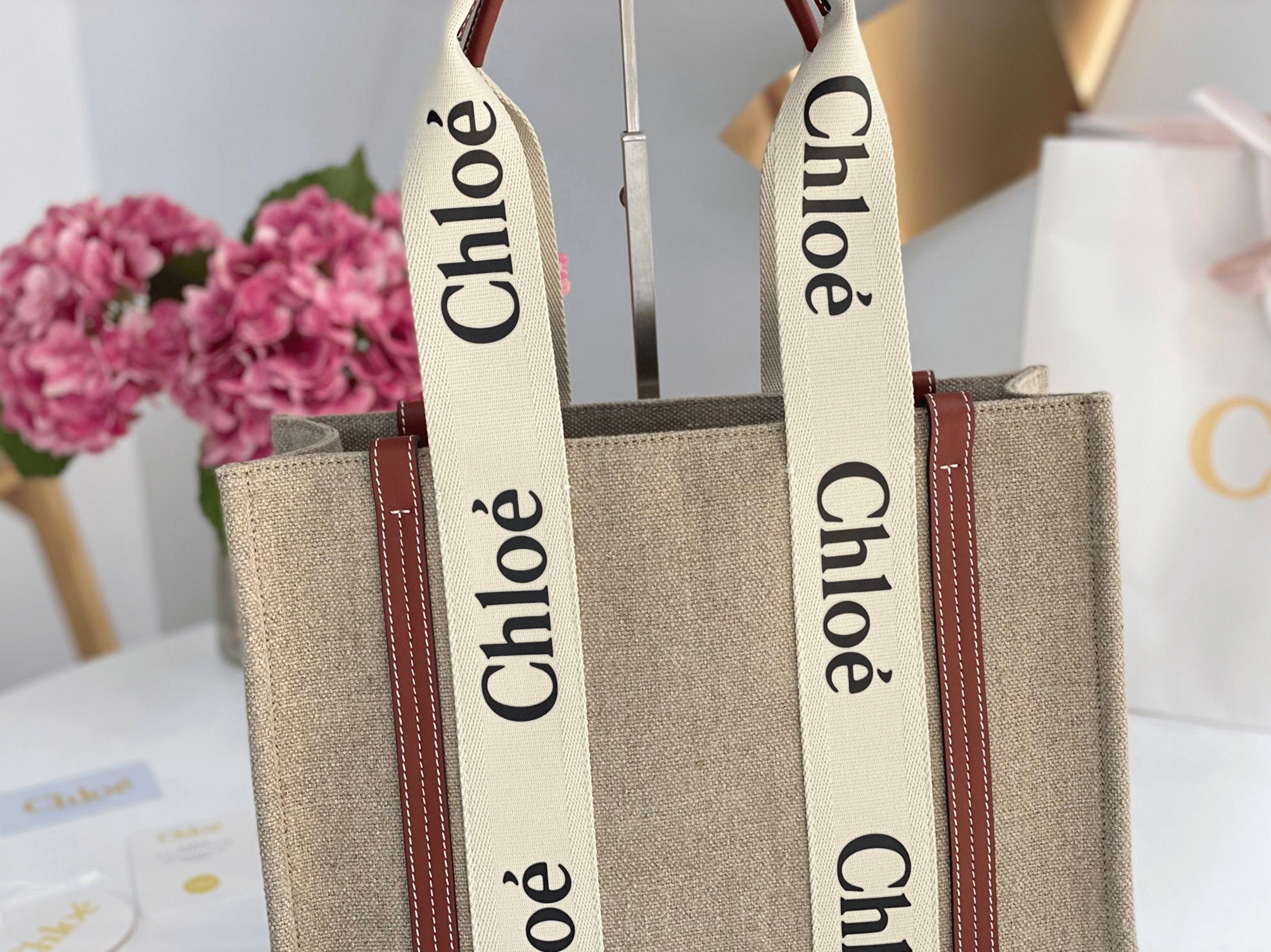 Top Quality Knockoff Chloe Woody Medium Tote Bag in Linen Canvas with Brown Leather