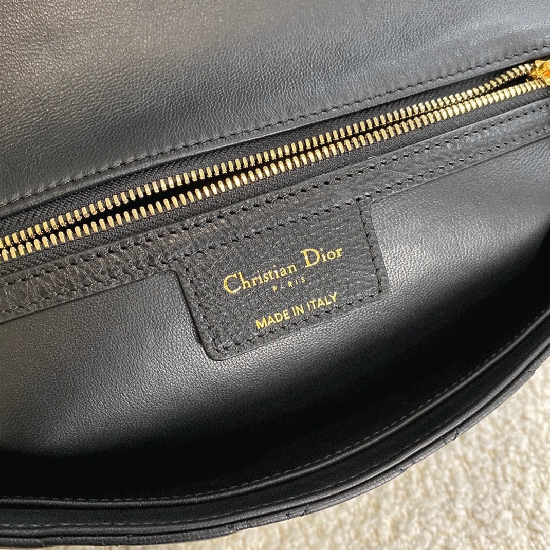 D10r Caro Large Bag Fake in Black