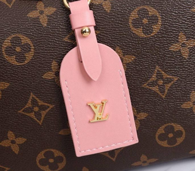 L0vis Vvtt0n Monogram Canvas Petite Malle Souple Handbag In Peche