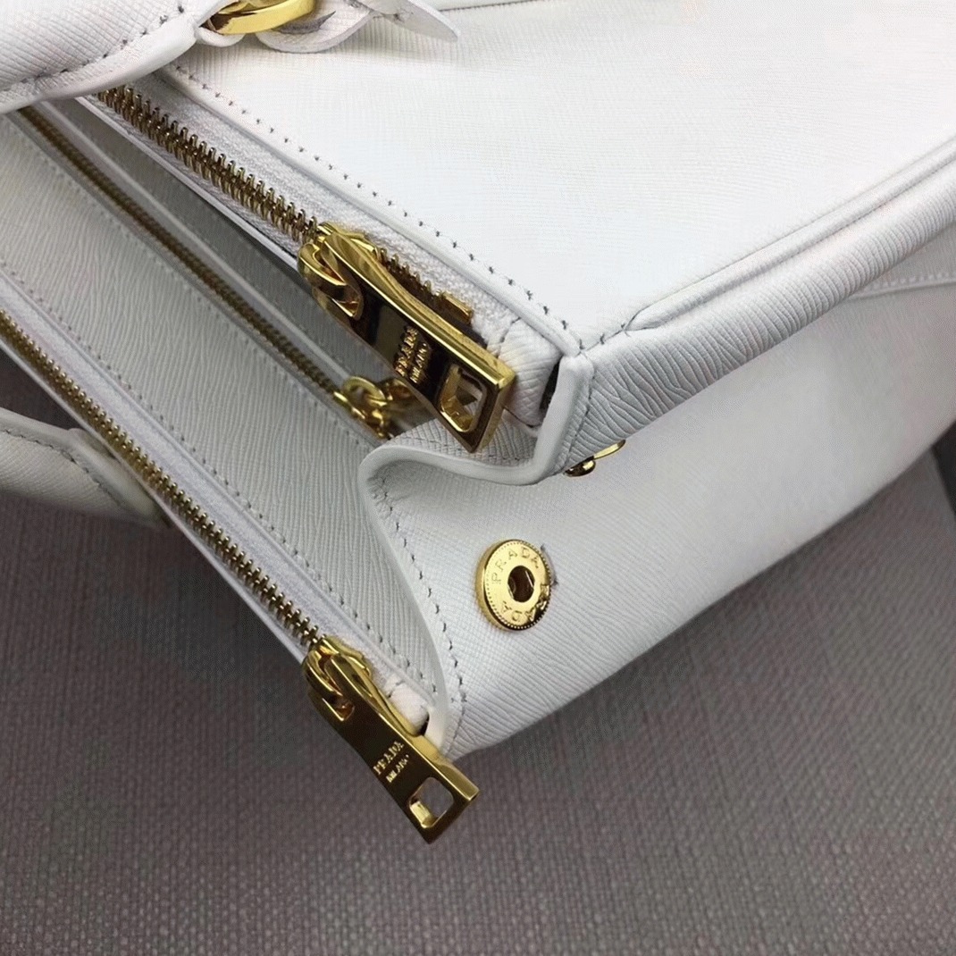 White Pra*a Galleria Large Bag Top Quality