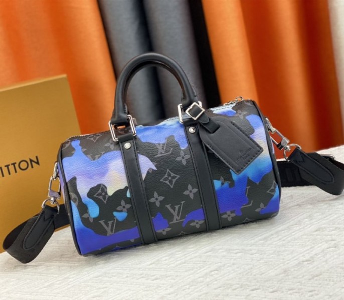L0vis Vvtt0n Monogram Eclipse Keepall Bandouliere 25 Travel Bag In Blue And Purple Sunrise