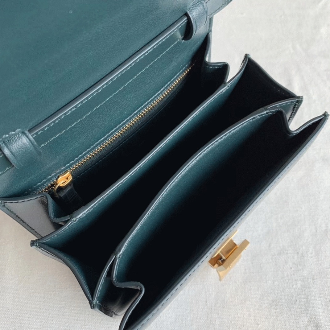 Top Quality Replica Ce1i*e Classic Box Small Bag In Amazone