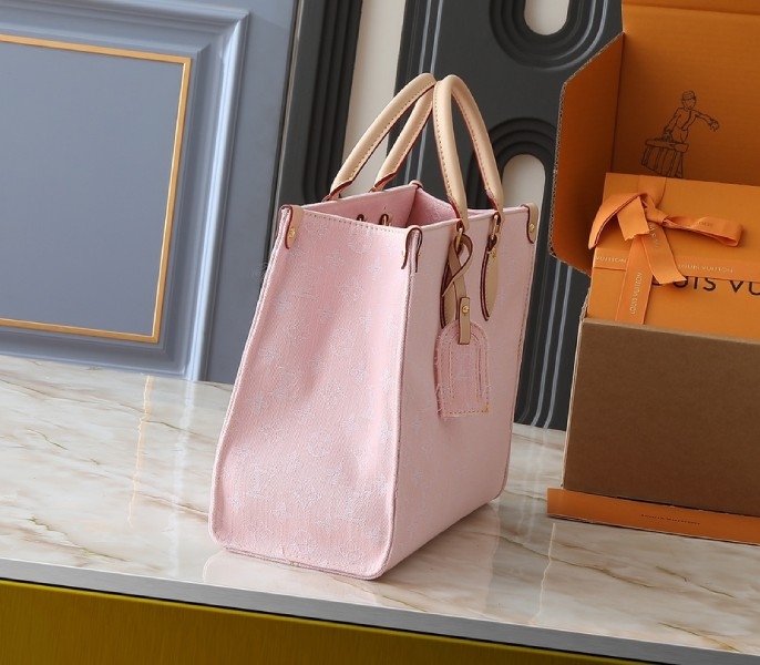 Monogram Denim OnTheGo MM In Washed Pink