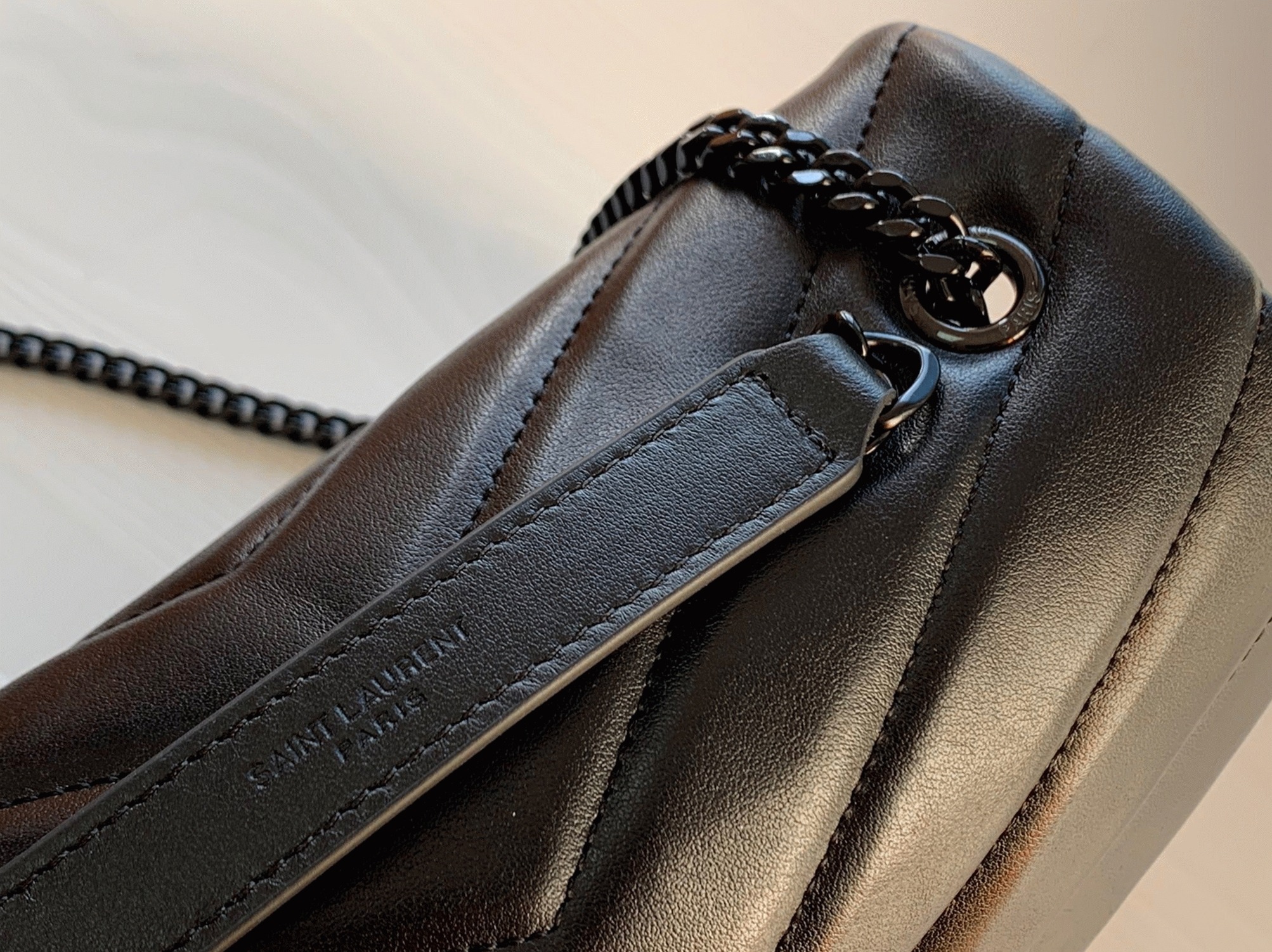 Fake Sa1nt Lau*nt LouLou Small Chain Bag All Black