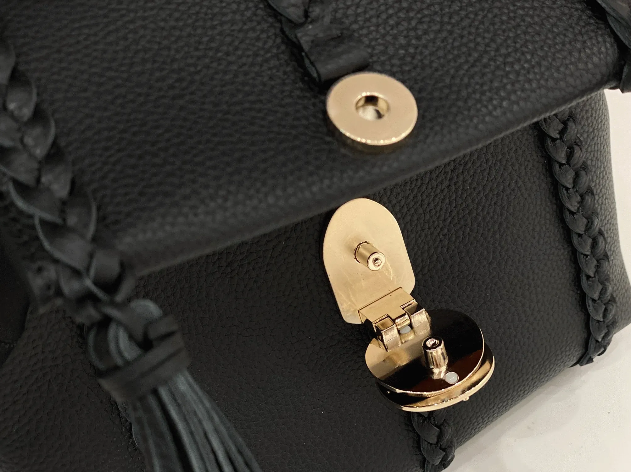 Top Quality Replica Chloe Penelope Small Shoulder Bag in Black Grained Calfskin