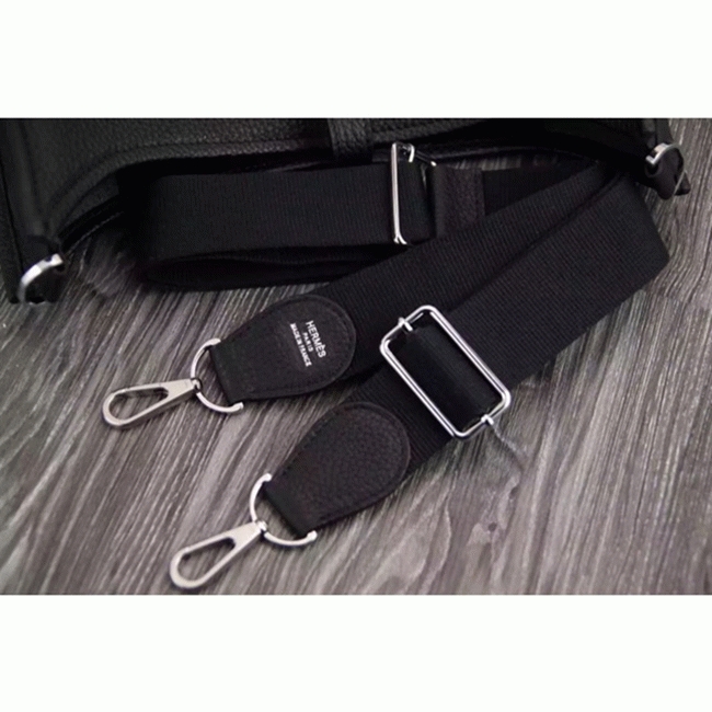 Black Evelyne III PM Bag Replica 1:1 H**me5 Shoulder Bag