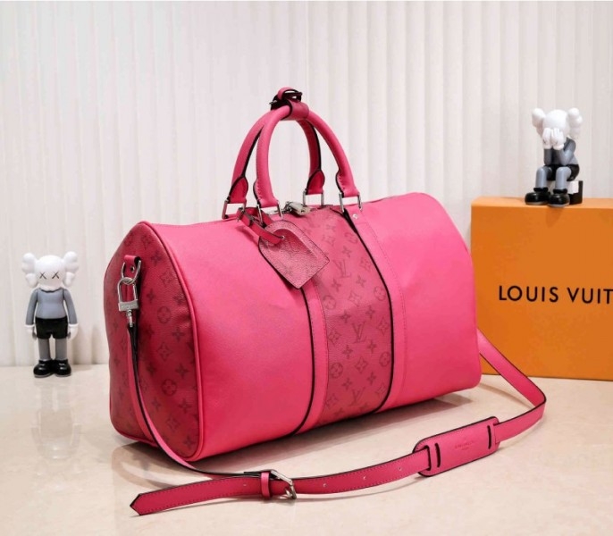 L0vis Vvtt0n Taiga Leather Keepall Bandouliere 50 Travel Bag In Pink