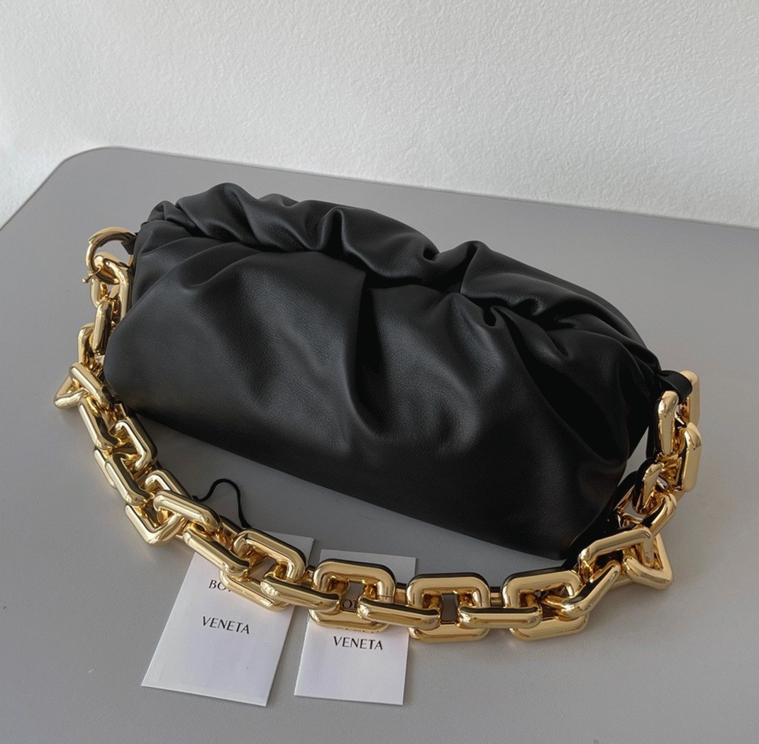 Replica B0tt*ga Ven*ta The Chain Pouch Bag Black