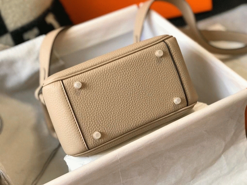 Top replica H**me5 Lindy Mini handbag in trench color