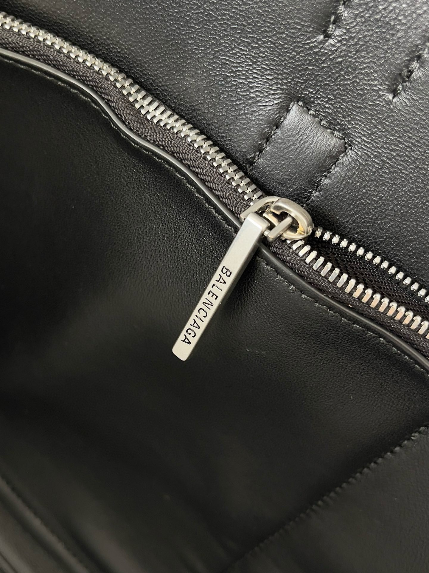 Knockoff Ba1en*iaga Bel Air Carry All Medium Bag Noir Calfskin
