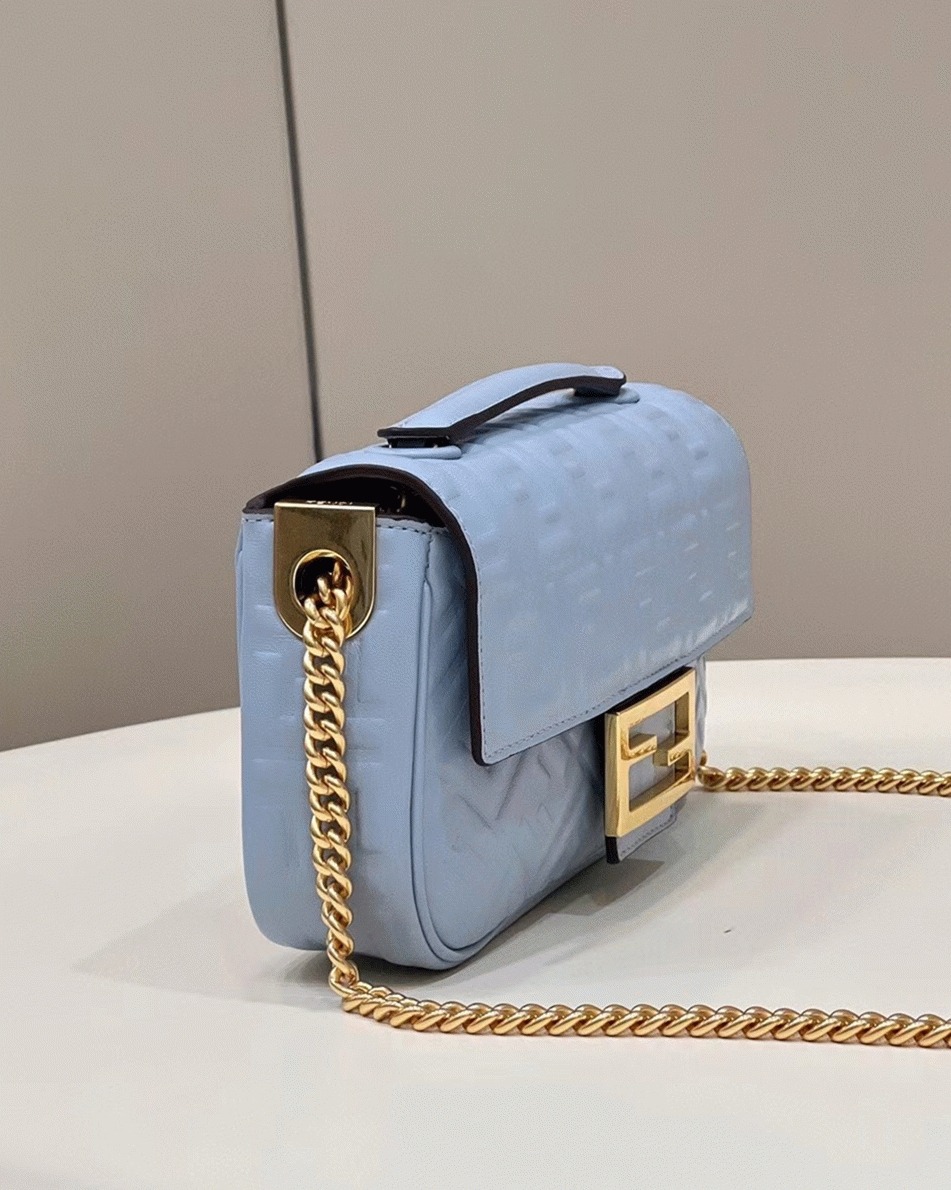Top Quality Replica F**di Baguette Chain Midi Bag In Blue