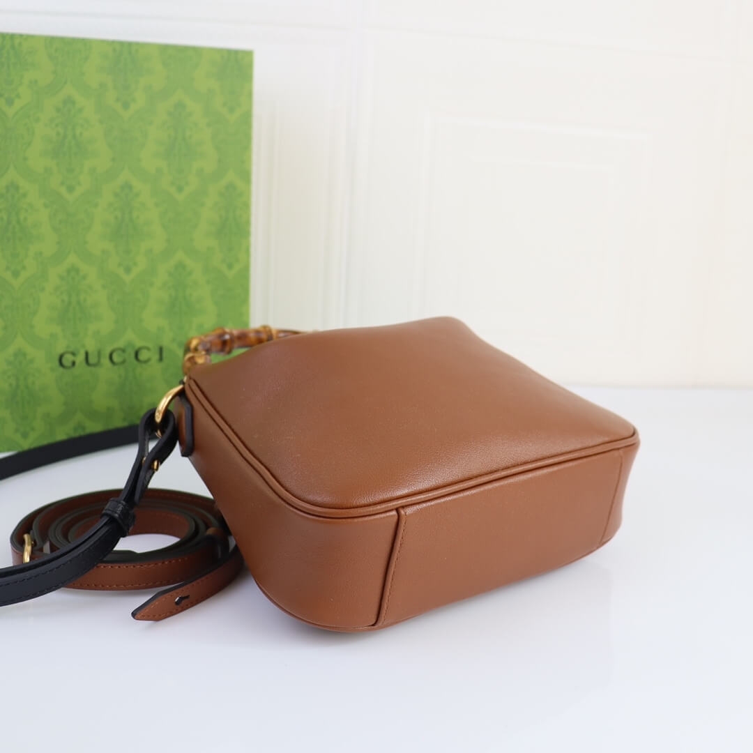 Gvc*1 Diana Bamboo Small Shoulder Bag