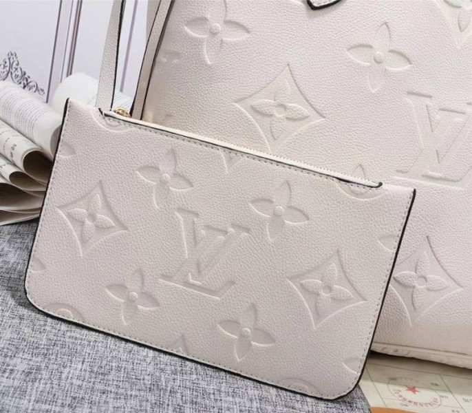 L0vis Vvtt0n Monogram Empreinte Neverfull MM Tote In Cream