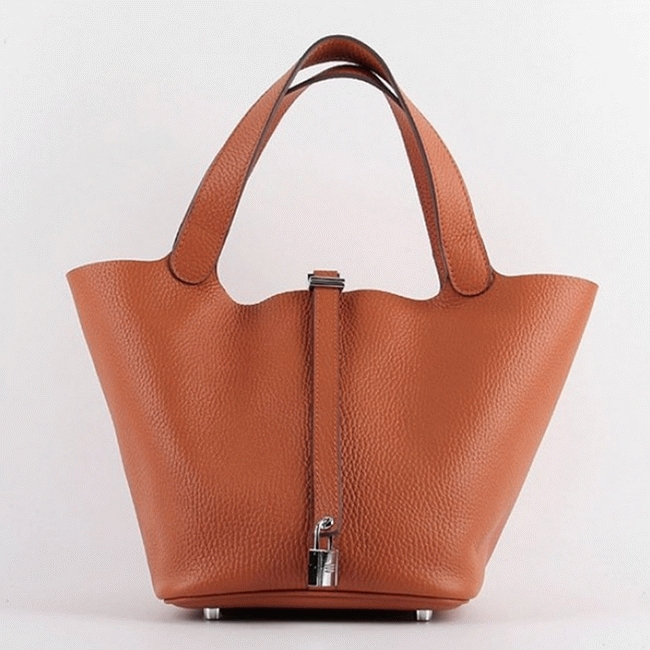 Orange knockoff H**me5 Picotin Lock handbag