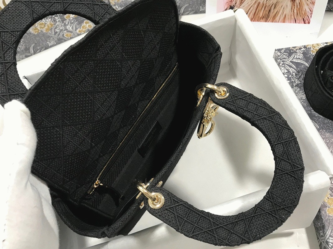 D10r Lady D-Lite Medium Bag Replica in Black Cannage Embroidered Canvas