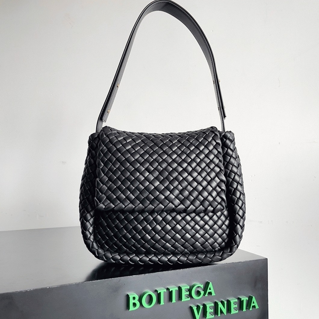 Replica B0tt*ga Ven*ta Cobble Small Bag Black