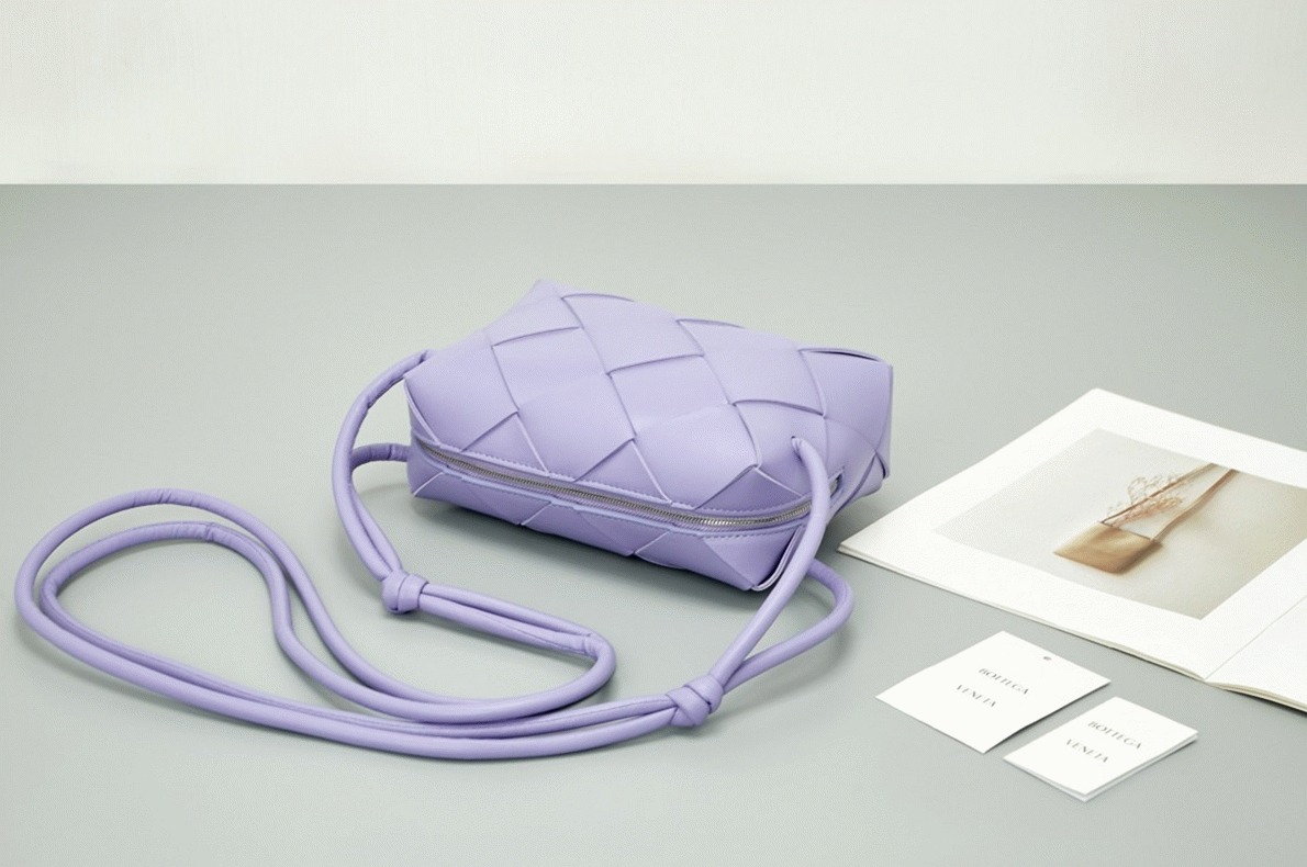 Replica B0tt*ga Ven*ta Small Cassette Camera Bag Wisteria