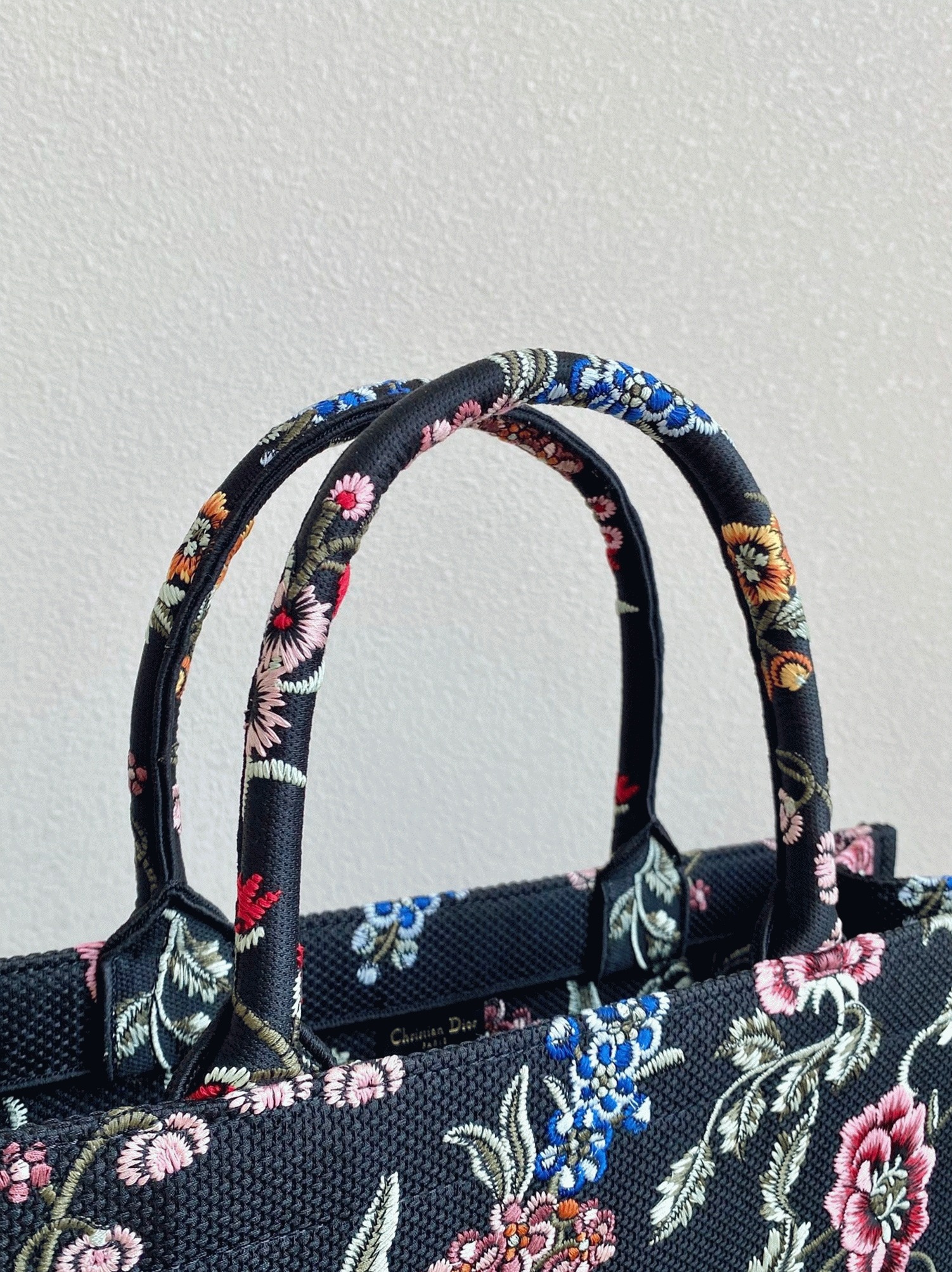 D10r Large Book Tote Bag Fake in Black D10r Petites Fleurs Embroidery