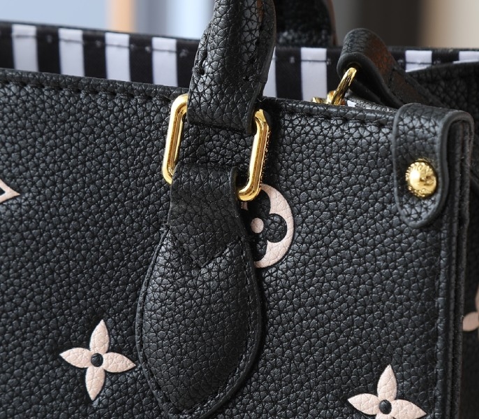 OnTheGo PM Eden In Black