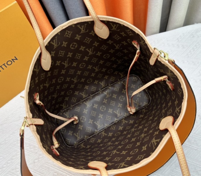 L0vis Vvtt0n Neverfull Bandouliere Inside Out MM Tote In Monogram Canvas And Jaune Safran Textile