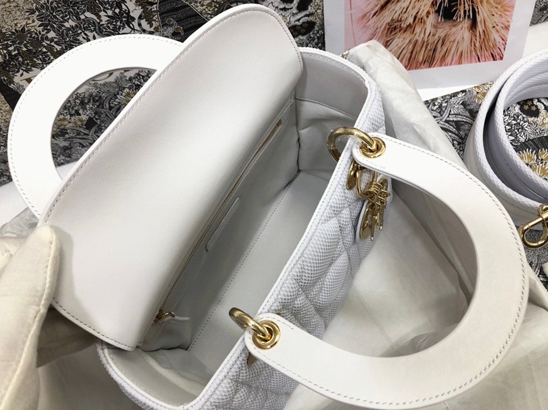 White D10r Lady D-Lite Medium Replica Bag with Macrocannage Texture