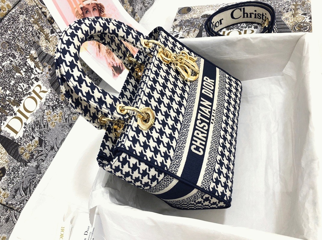 D10r Lady D-Lite Medium Bag Replica in Black White Houndstooth Embroidery