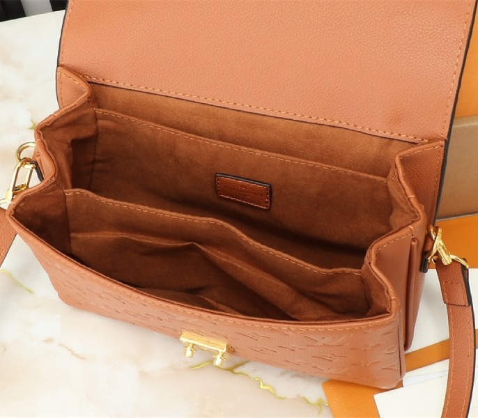 L0vis Vvtt0n Monogram Empreinte Metis Handbag In Cognac Brown