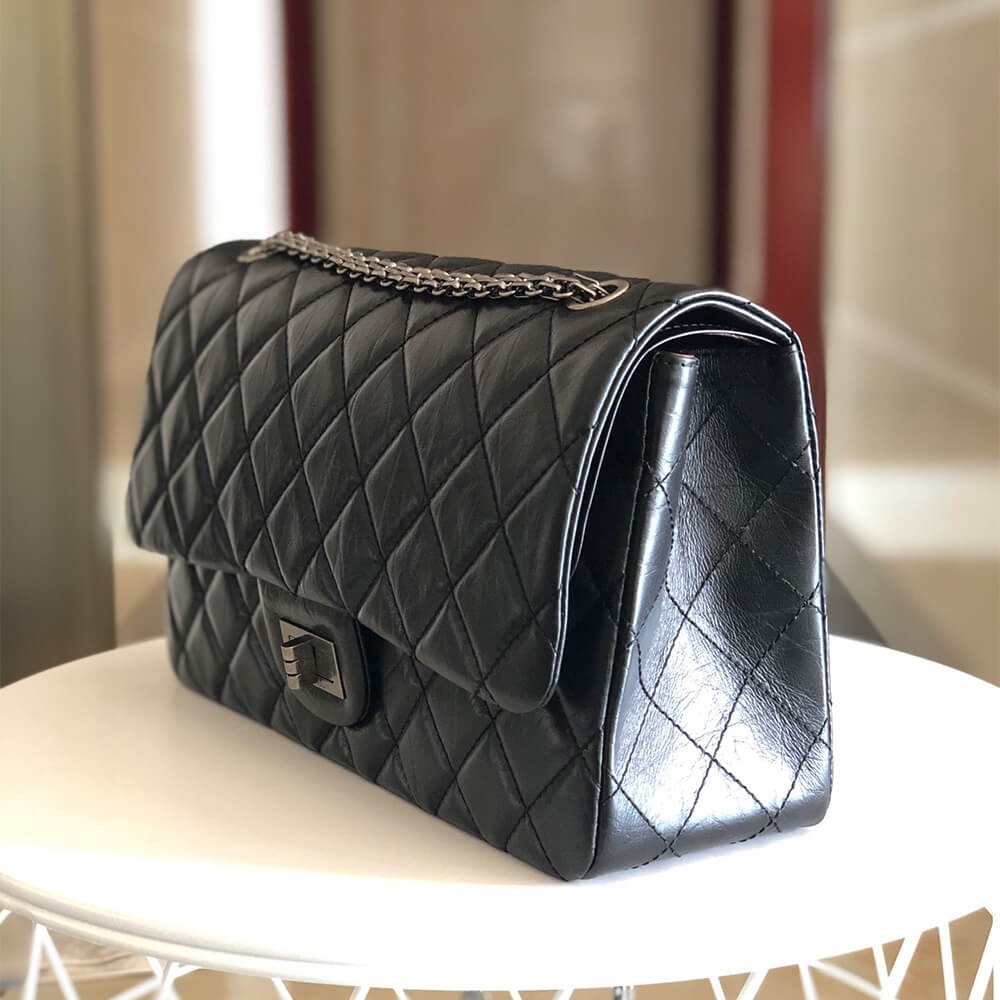 Ch**el LARGE 2.55 HANDBAG(high-end grade)
