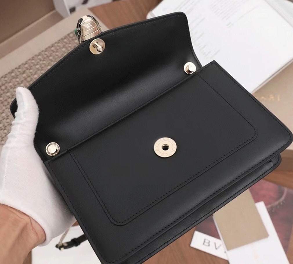 Replica Bv1g*ai Serpenti Forever Small Cross-body Bag Black Calfskin