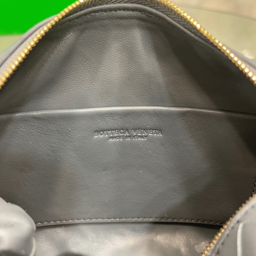 Fake B0tt*ga Ven*ta Loop Mini Bag Grey