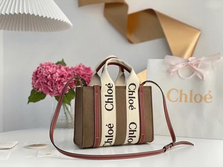 Top Quality Fake Previous Previous Chloe Small Woody Tote Bag In Brown Felt
