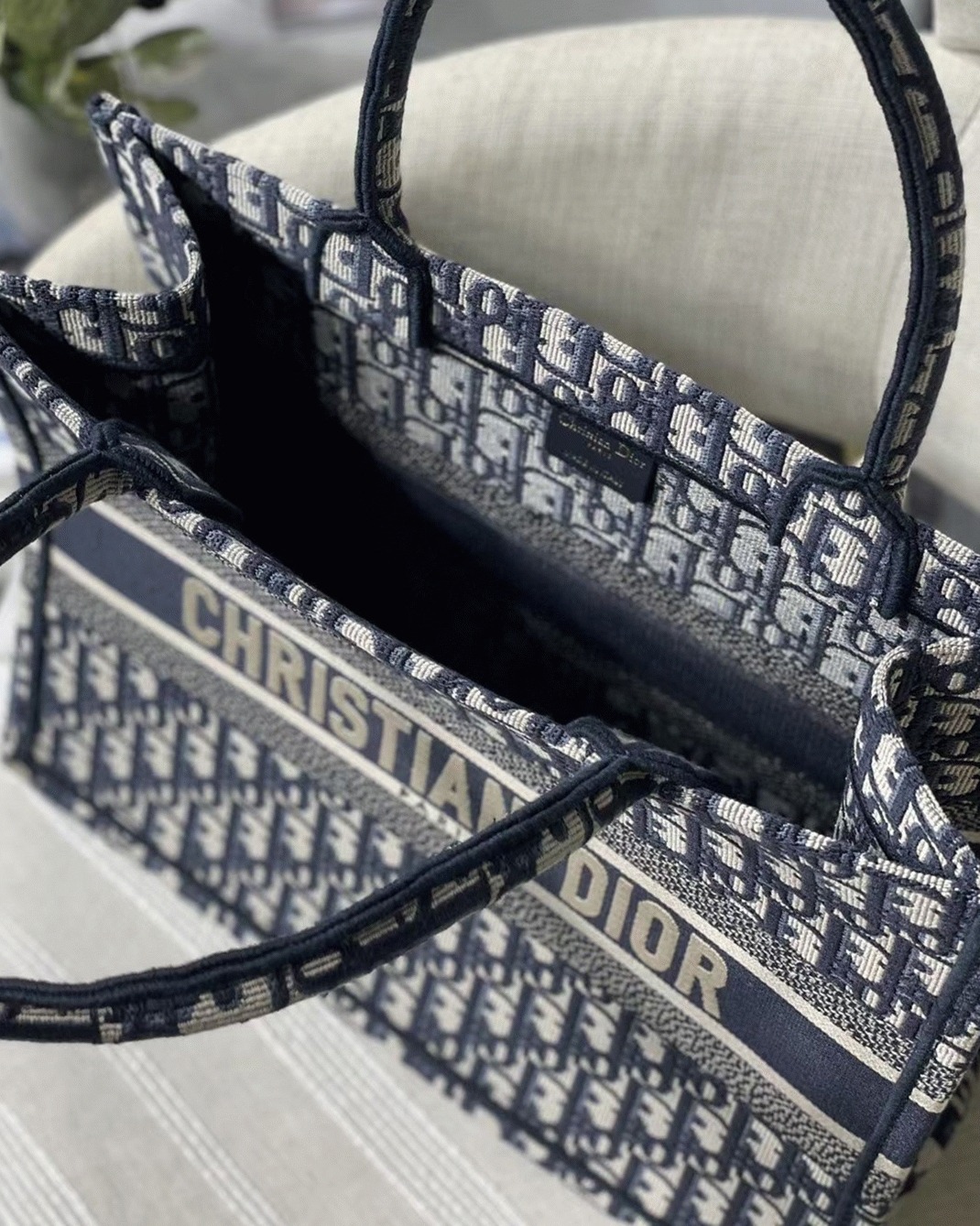 D10r Medium Book Tote Bag Replica in Blue D10r Oblique Embroidery