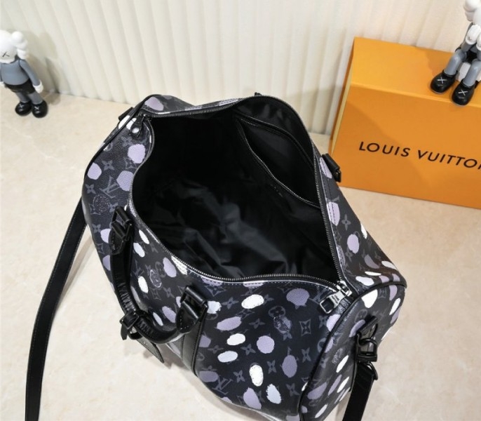 L0vis Vvtt0n X YK Monogram Eclipse Keepall 45 Bandouliere Travel Bag