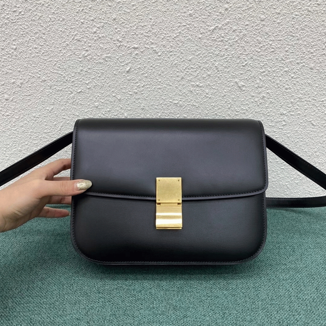 Top Quality Imitation Ce1i*e Classic Box Medium Bag In Black
