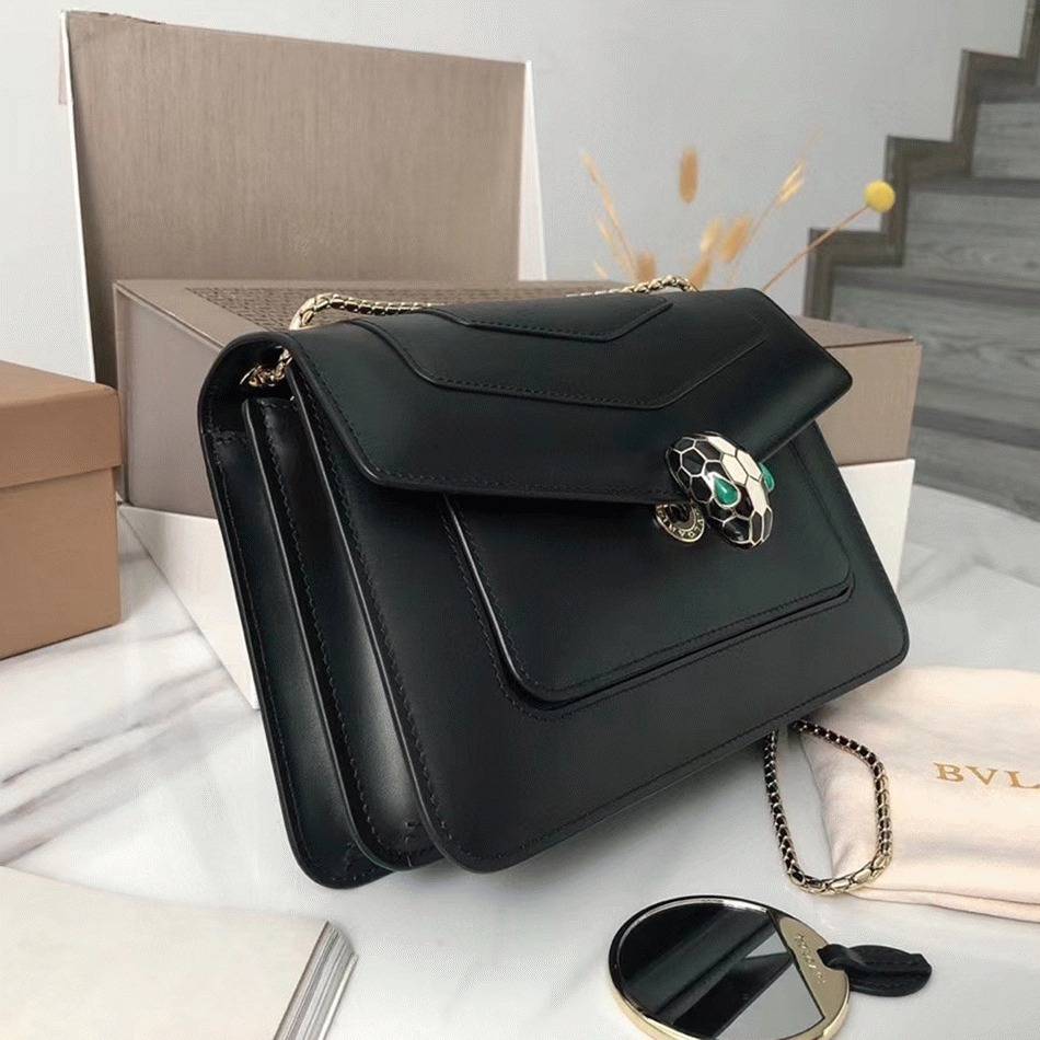 Replica Bv1g*ai Serpenti Forever Medium Shoulder Bag Black Calfskin