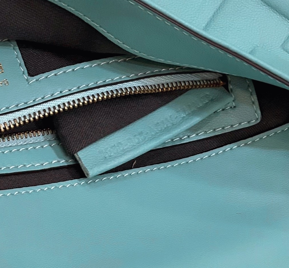 Top Quality Replica F**di Large Baguette Bag In Blue FF