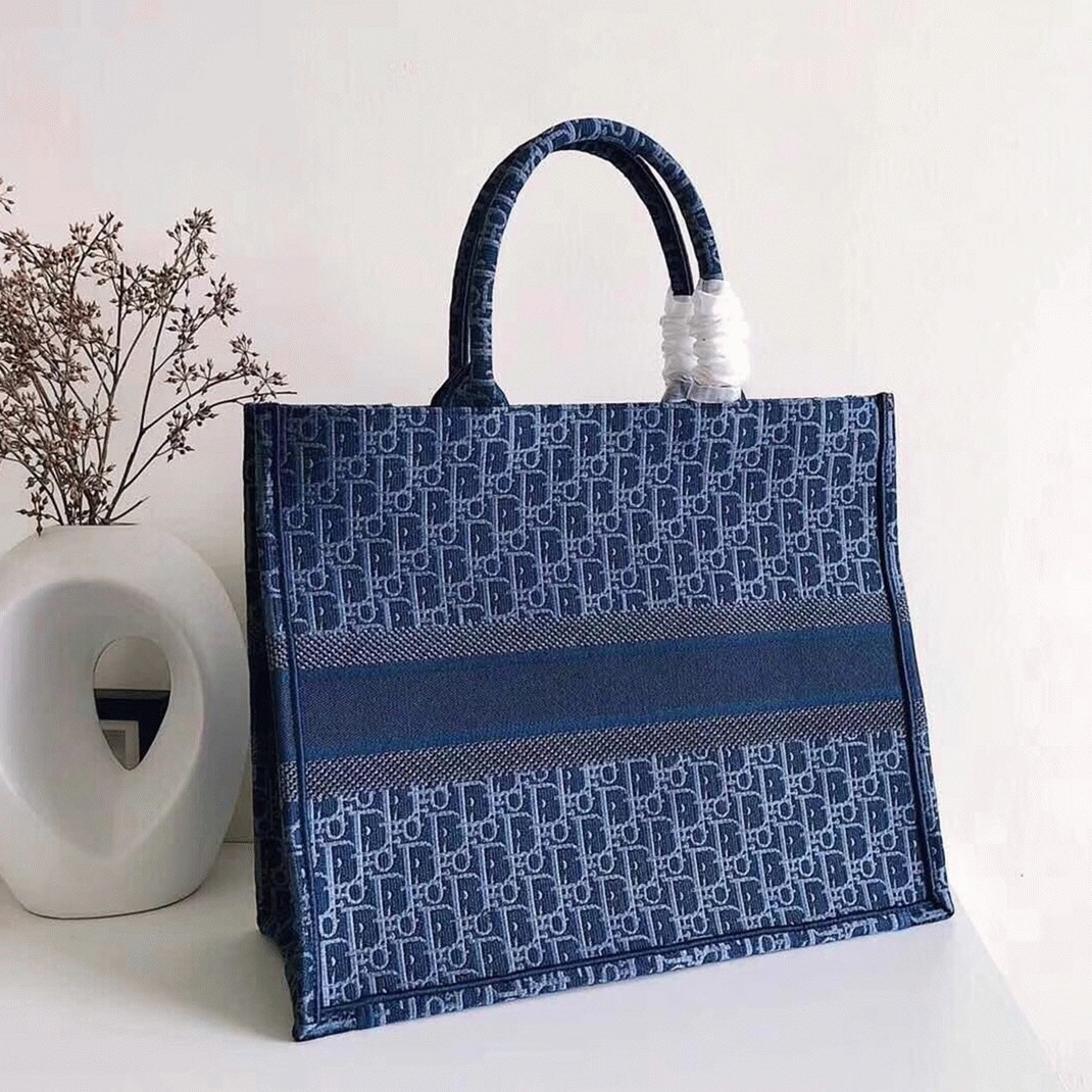 D10r Large Book Tote Bag Imitation in Denim Blue D10r Oblique Canvas