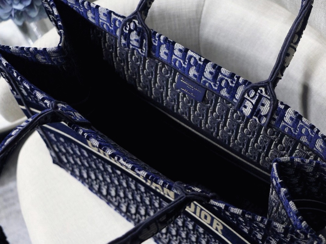 D10r Large Book Tote Bag Replica in Blue Oblique Embroidered Velvet