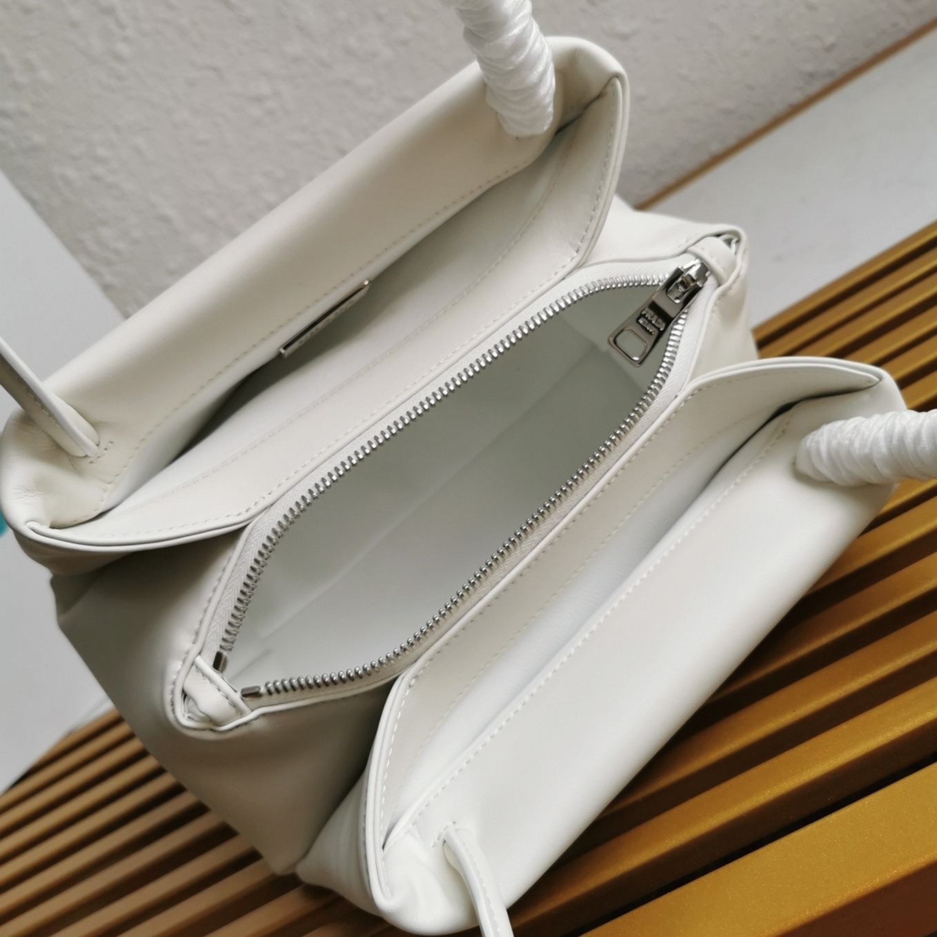 Pra*a S*pernova Small Shoulder Bag Knockoff in White