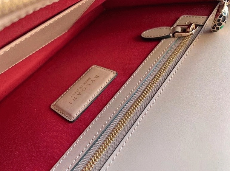 Replica Bv1g*ai Serpenti Forever Large Shoulder Bag Beige Calfskin