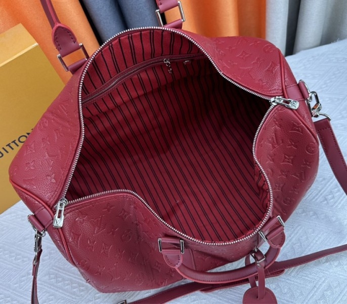 L0vis Vvtt0n Taurillon Leather Keepall Bandouliere 50 In Sari Red