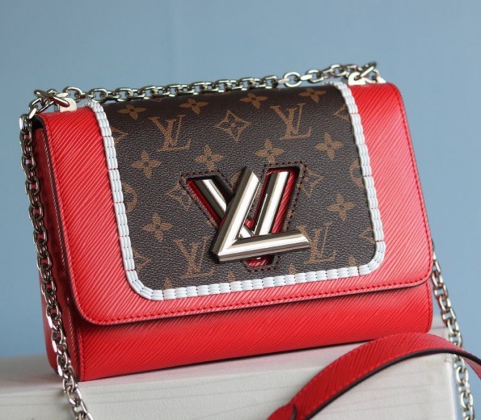 L0vis Vvtt0n Epi Leather Twist MM Canvas Trompe loeil Braid Bag In Red