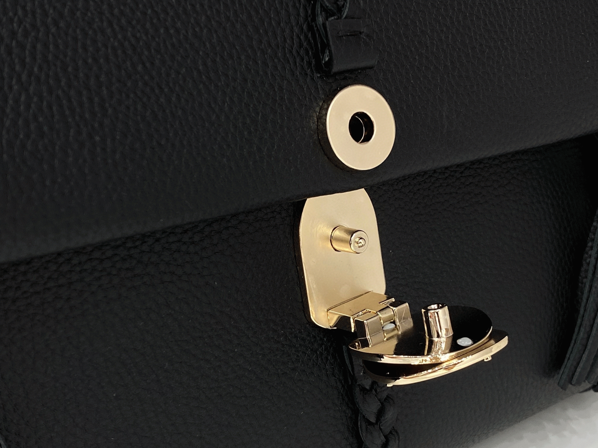Top Quality Knockoff Chloe Penelope Medium Shoulder Bag in Black Grained Calfskin